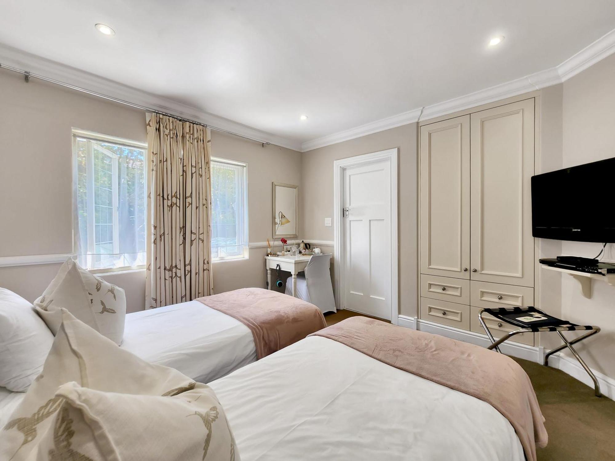 Roodenburg House Hotel Cape Town Exterior photo