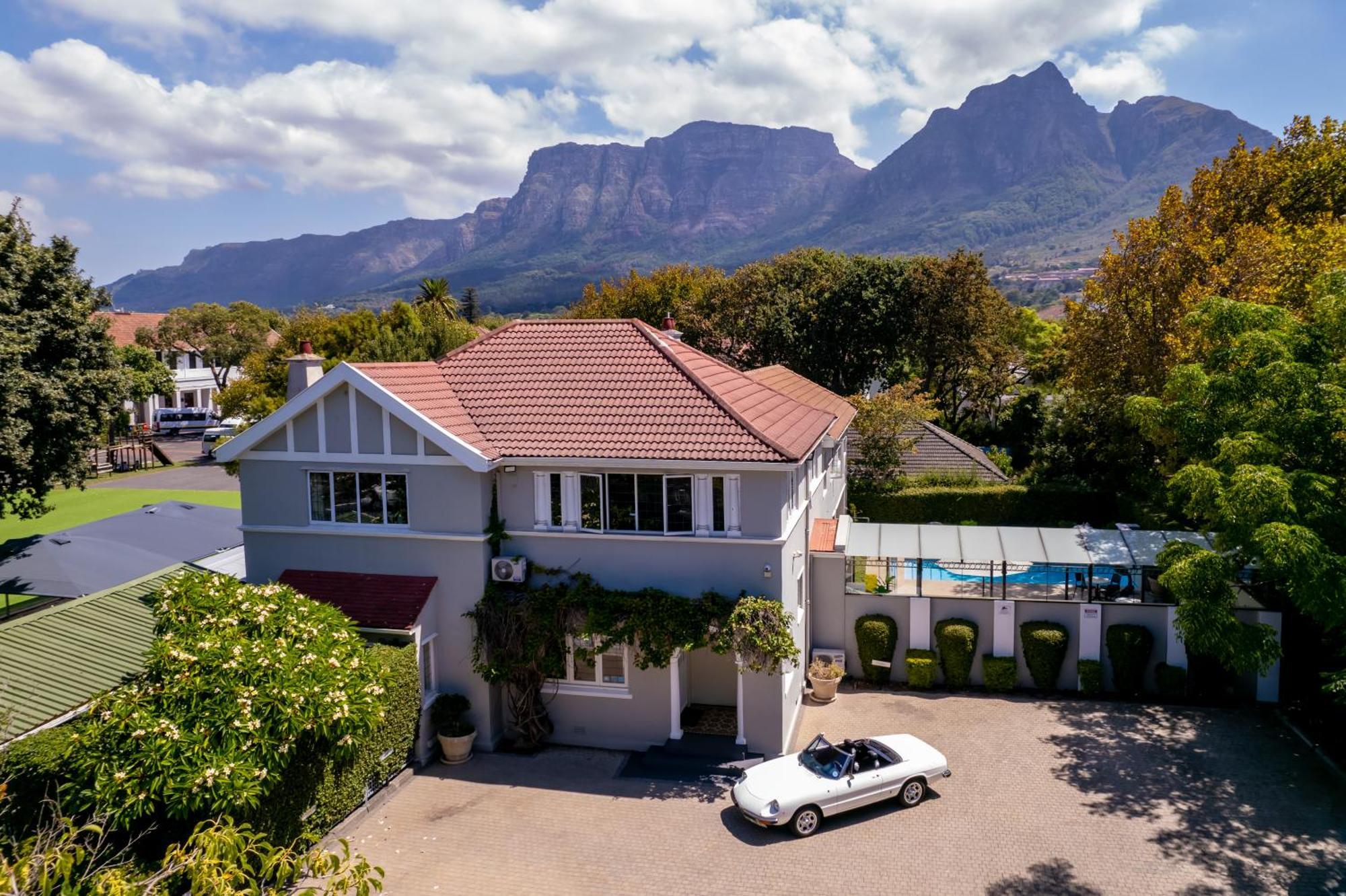 Roodenburg House Hotel Cape Town Exterior photo